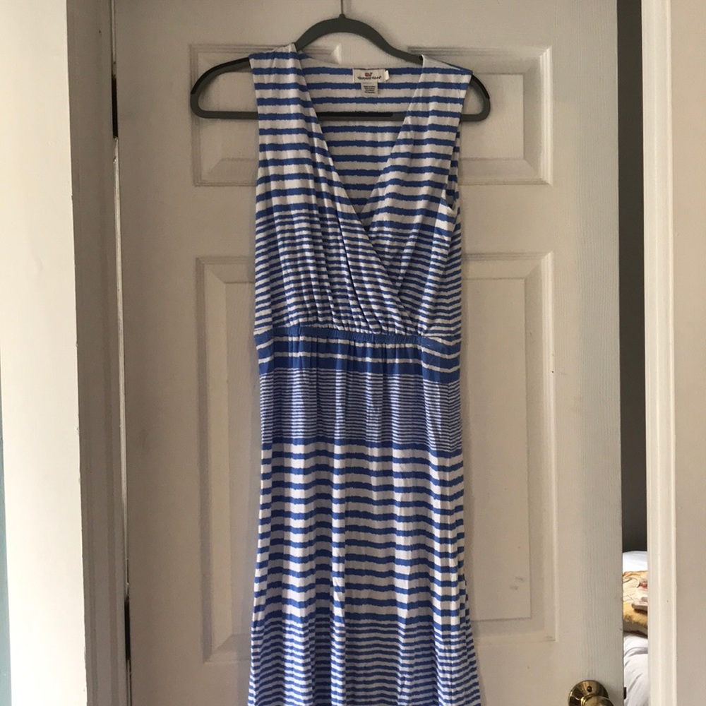 Vineyard vines dress